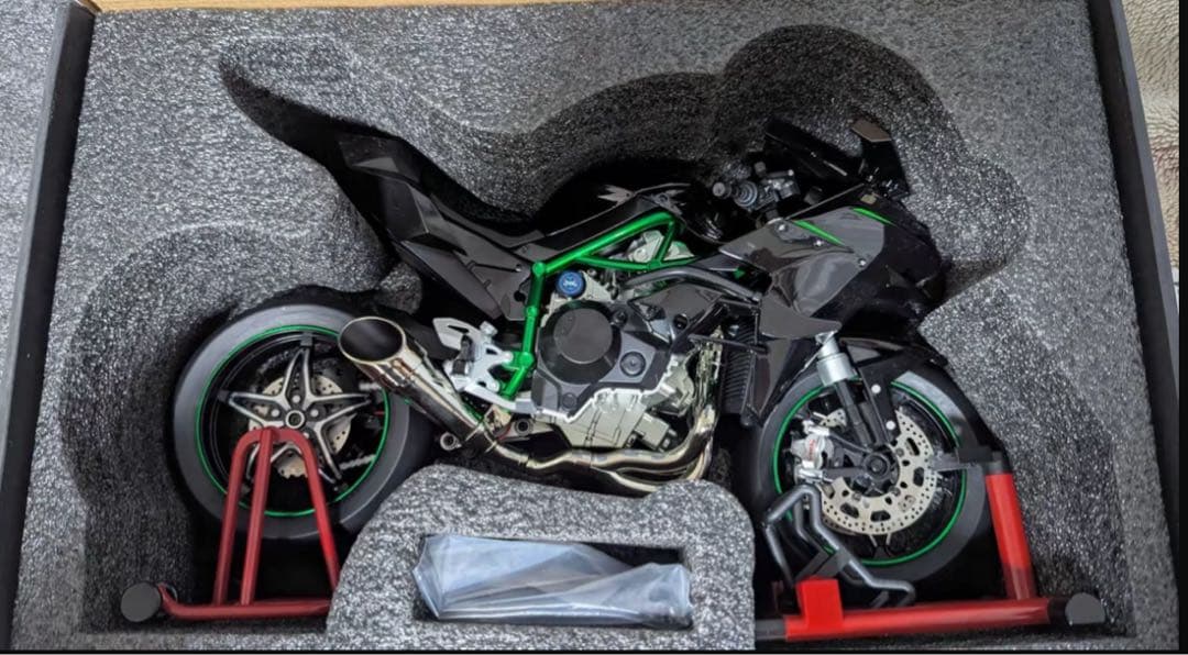 ZIG-ZOOM 2025新しいモデル1:6カワサキH2R合金