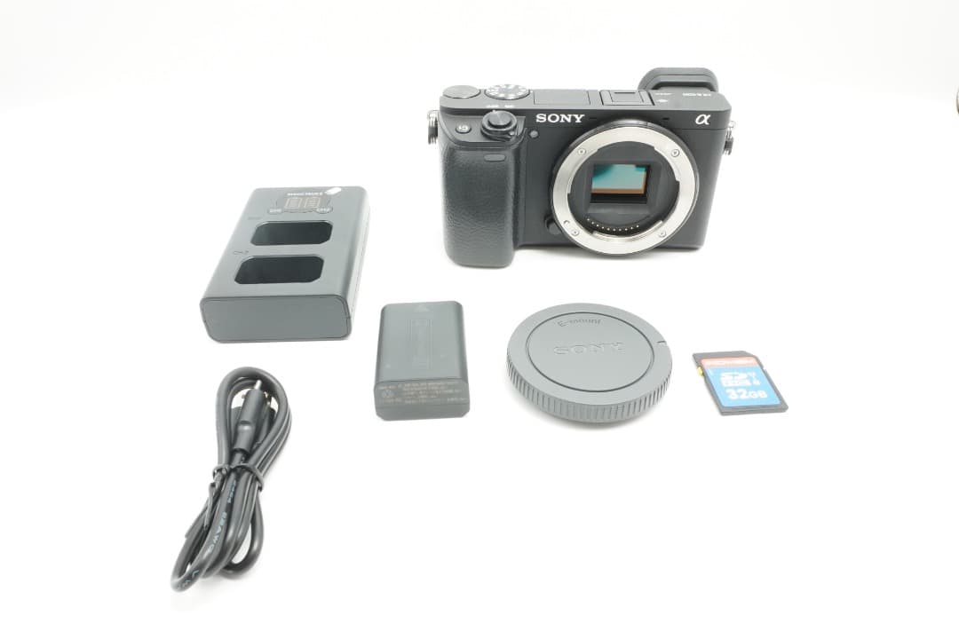 【美品】Sony α6400 ボディ ブラック シャッター回数 4414