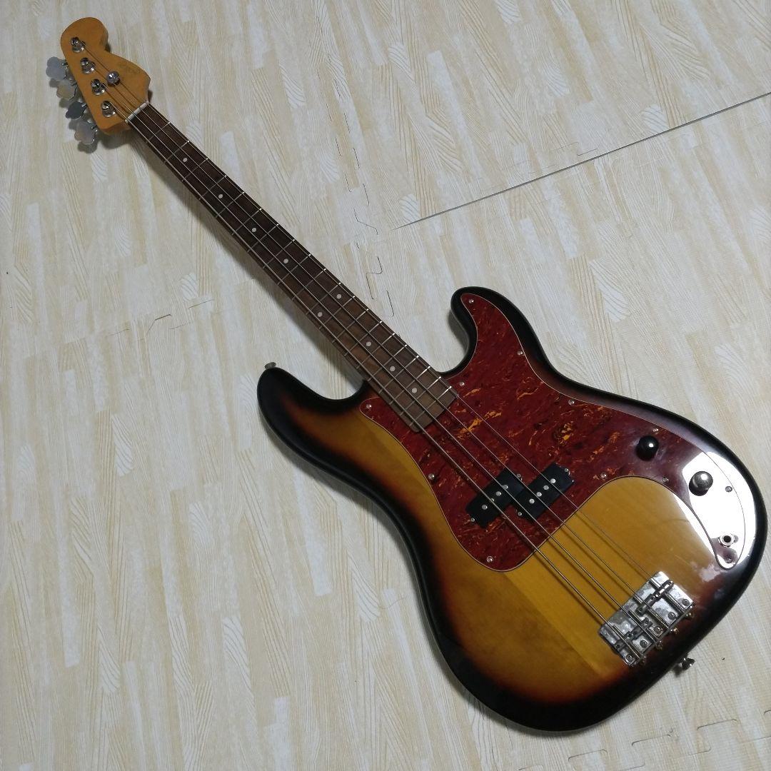 プレッションスタイル　サンバースト 4弦エレキベース
