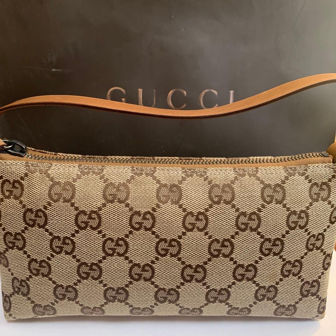 GUCCI GGモノグラム ミニショルダーバッグ