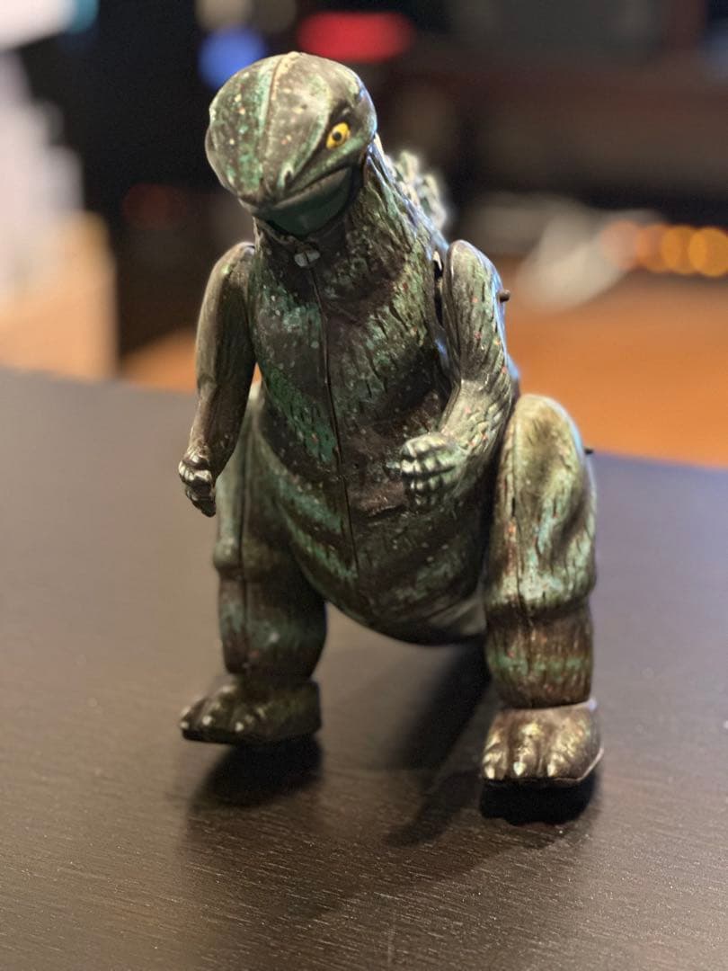 ７０年代　ブリキ製　ゴジラ