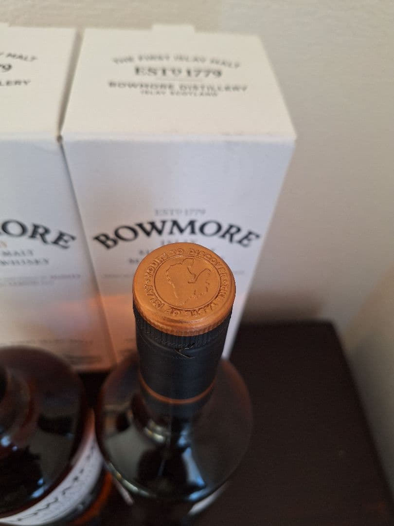 ボウモア12年旧ラベル(正規品) 700ml×2本