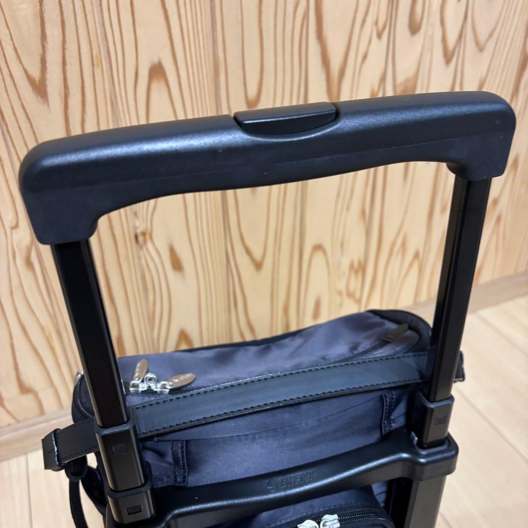 ブラックキャリーカート ナイロン製 伸縮式　SWANY ローラー４輪