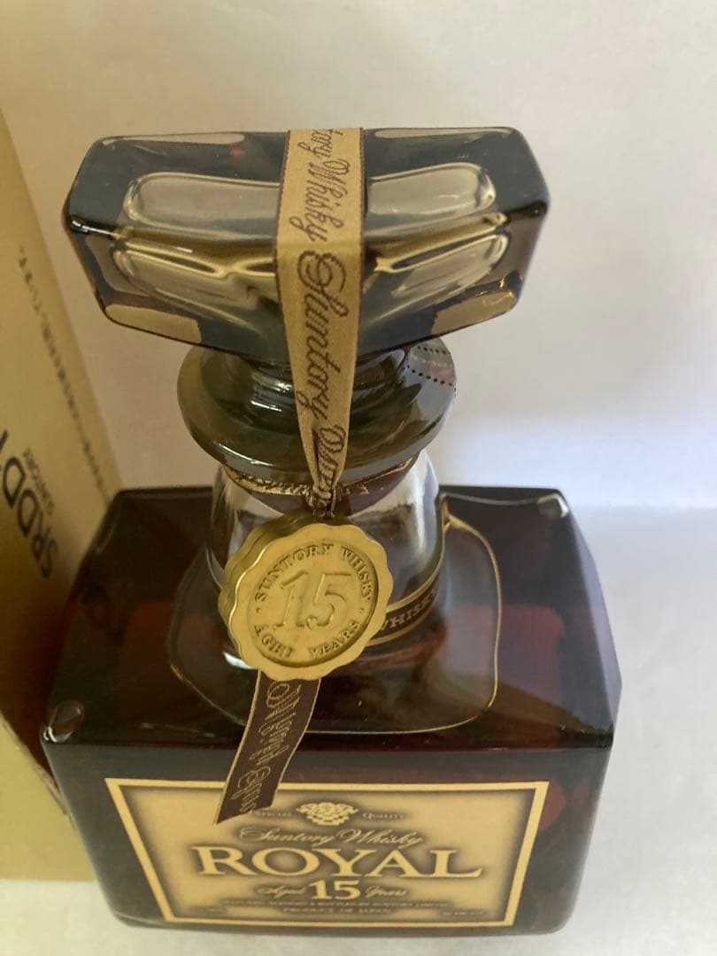サントリーウイスキー　ローヤル15年　ゴールドラベル　未開封