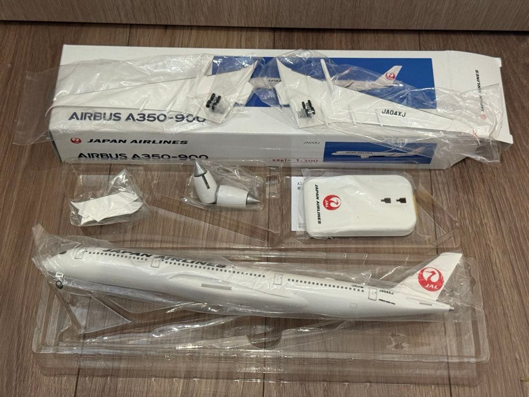 JAL エアバスA350-900 JA04XJ 1/200