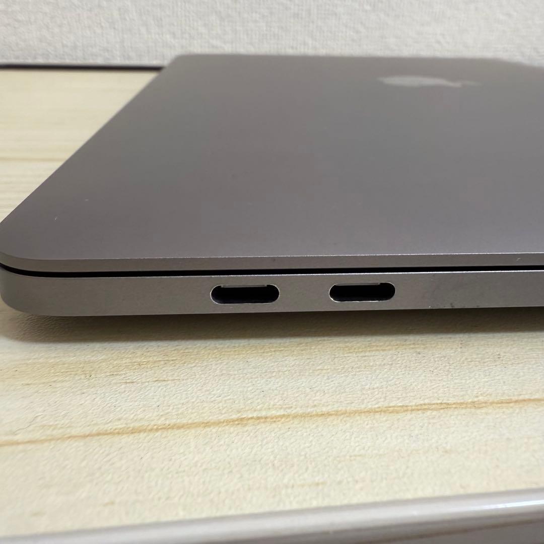 【24時間以内発送】MacBook pro 2019 13インチ　本体のみ