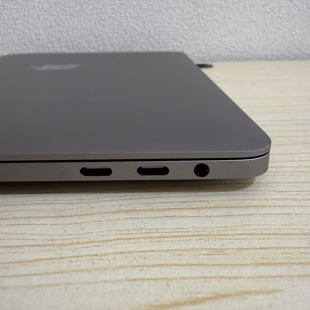 【24時間以内発送】MacBook pro 2019 13インチ　本体のみ