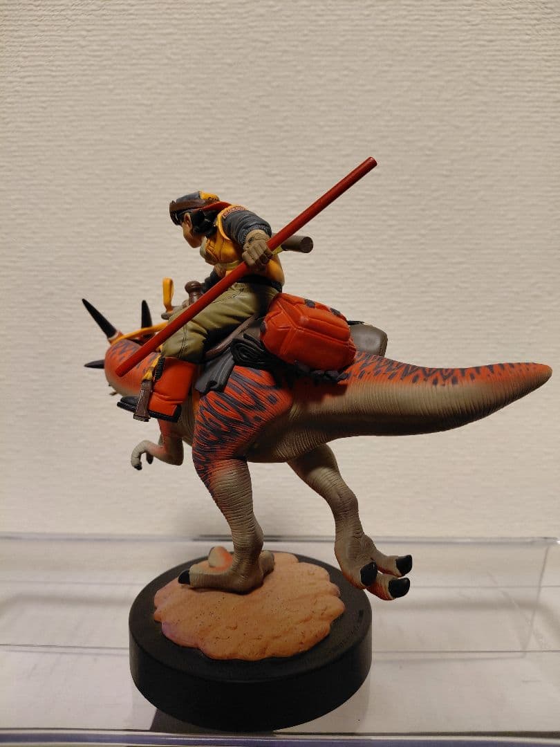 ドラゴンボール　フィギュア　恐竜　 デスクトップリアルマッコイ 孫悟空