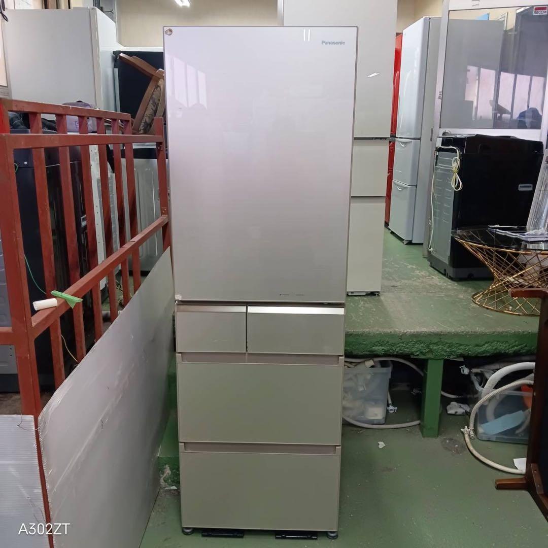 446 東芝大型冷蔵庫　400L強　小型　家庭用　自動製氷　右開き　ガラスパネル