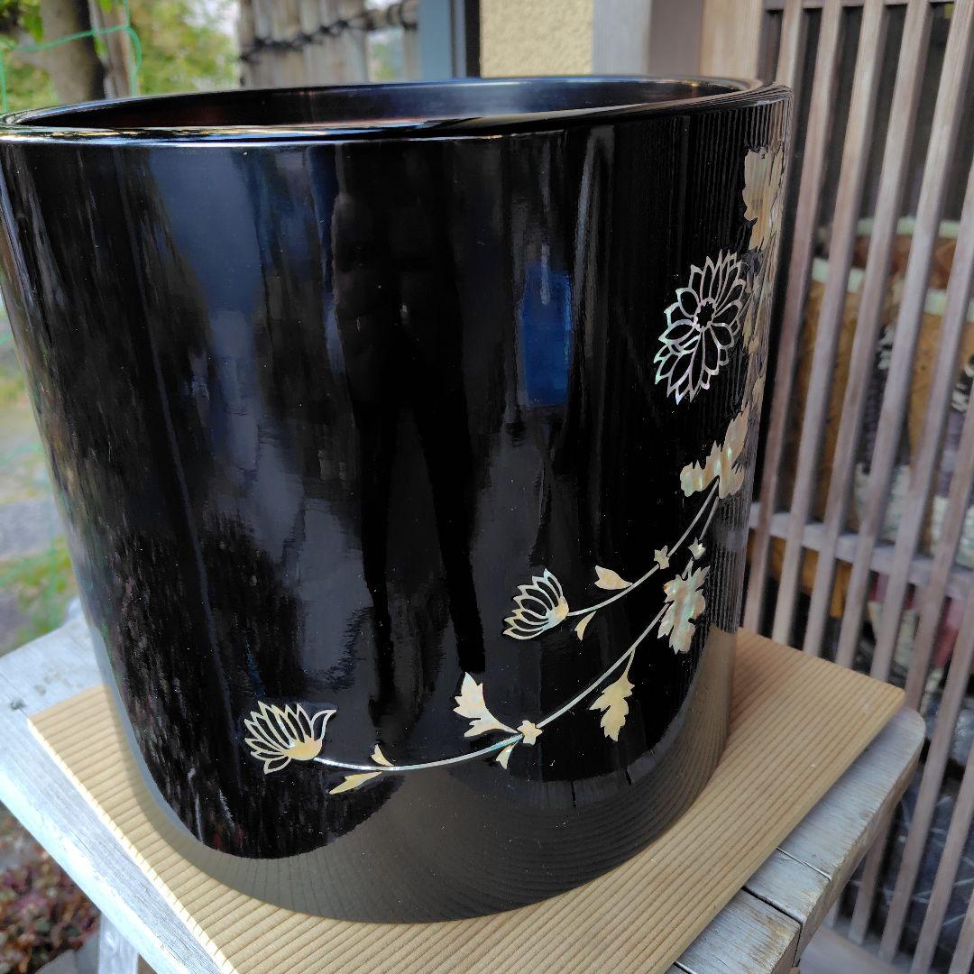 ①菊螺鈿手焙　火鉢黒漆　清菊真香