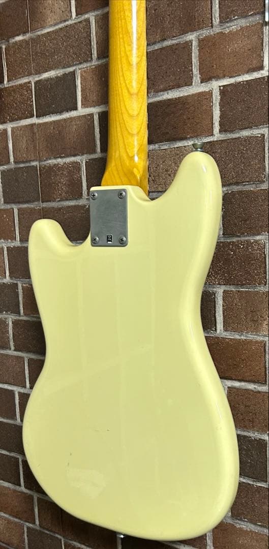 hibiki様　　　スクワイヤーFSR Vibe Mustangスキャロップ加工