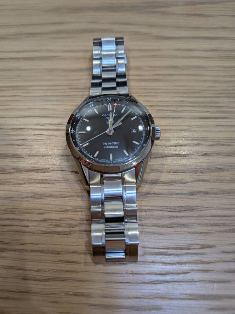 タグ・ホイヤー カレラ　ツインタイム　自動巻き時計