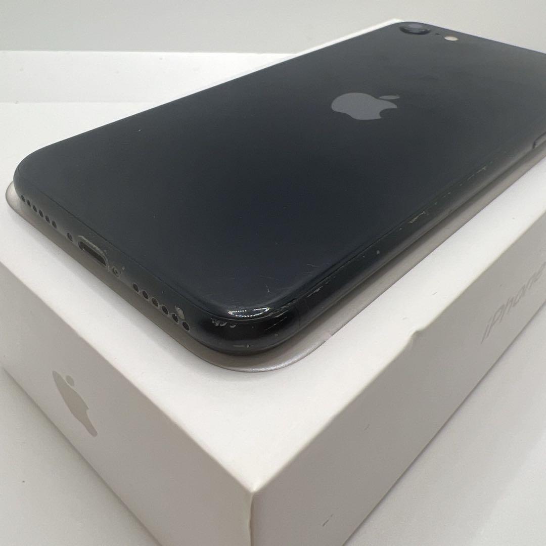 【格安美品】iPhone SE3 128GB simフリー本体 12