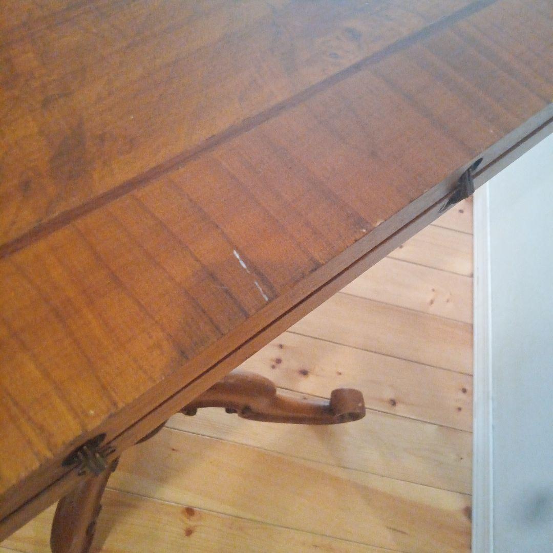 雰囲気ある佇まい✨カードテーブル　お部屋作りや店舗什器にも✨