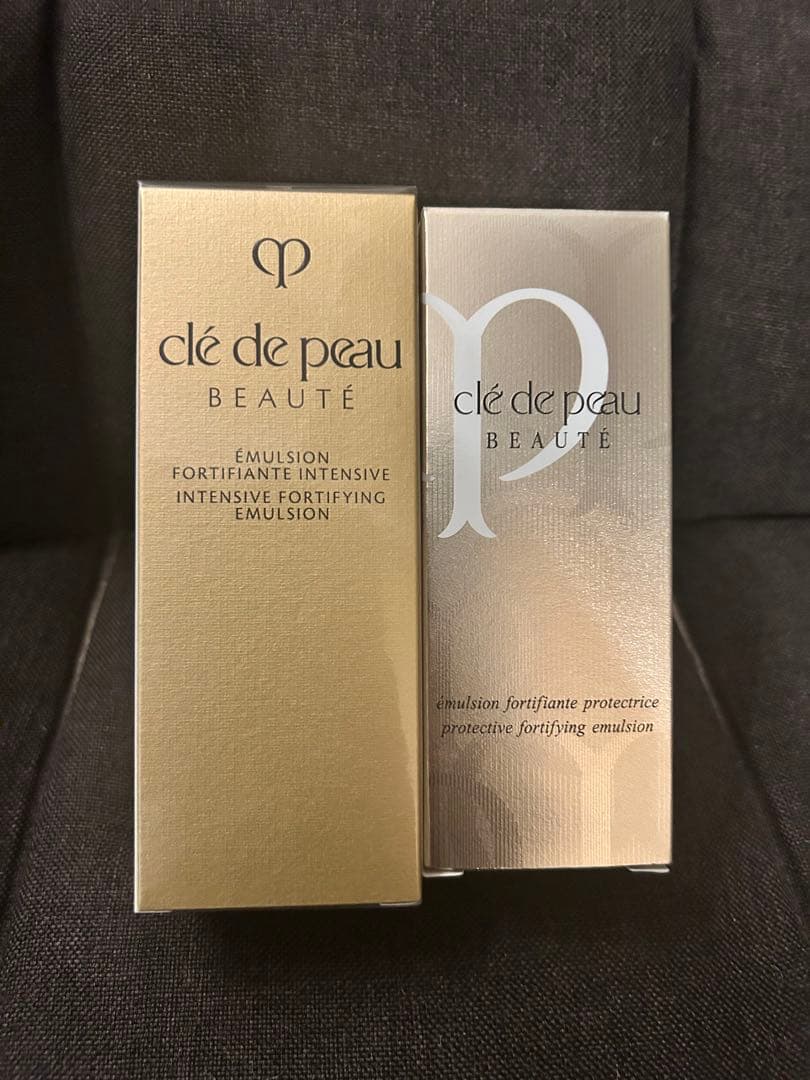 clé de peau エマルジョンフォルティファイング 日中/夜用セット　乳液