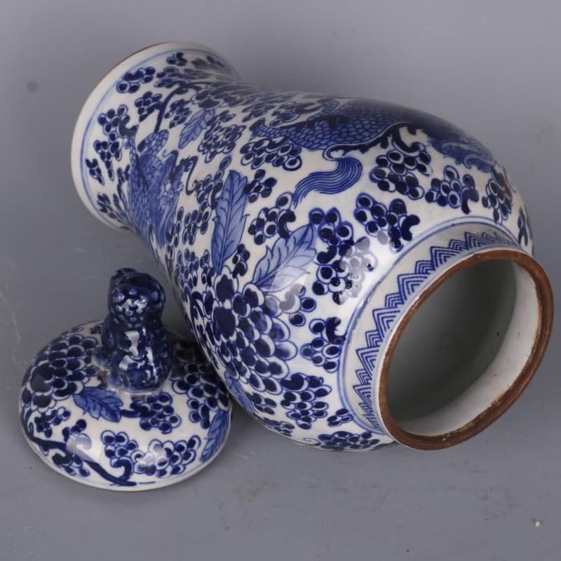 康熙青花穿花麒麟紋獅子壺 景徳鎮 陶磁器 装飾品 現代工芸品美術品 置物