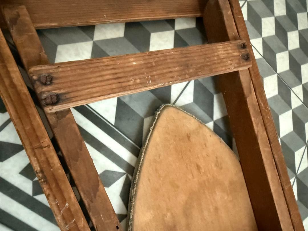 アンティーク おままごと アイロン台 セット ミニアイロン 洗濯ばさみ　フランス