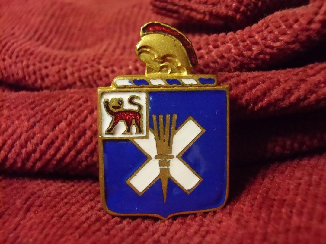 ★１９４０年代＊アメリカ軍＊陸軍＊歩兵第３２連隊ＤＩ/クレストバッジ（実物）