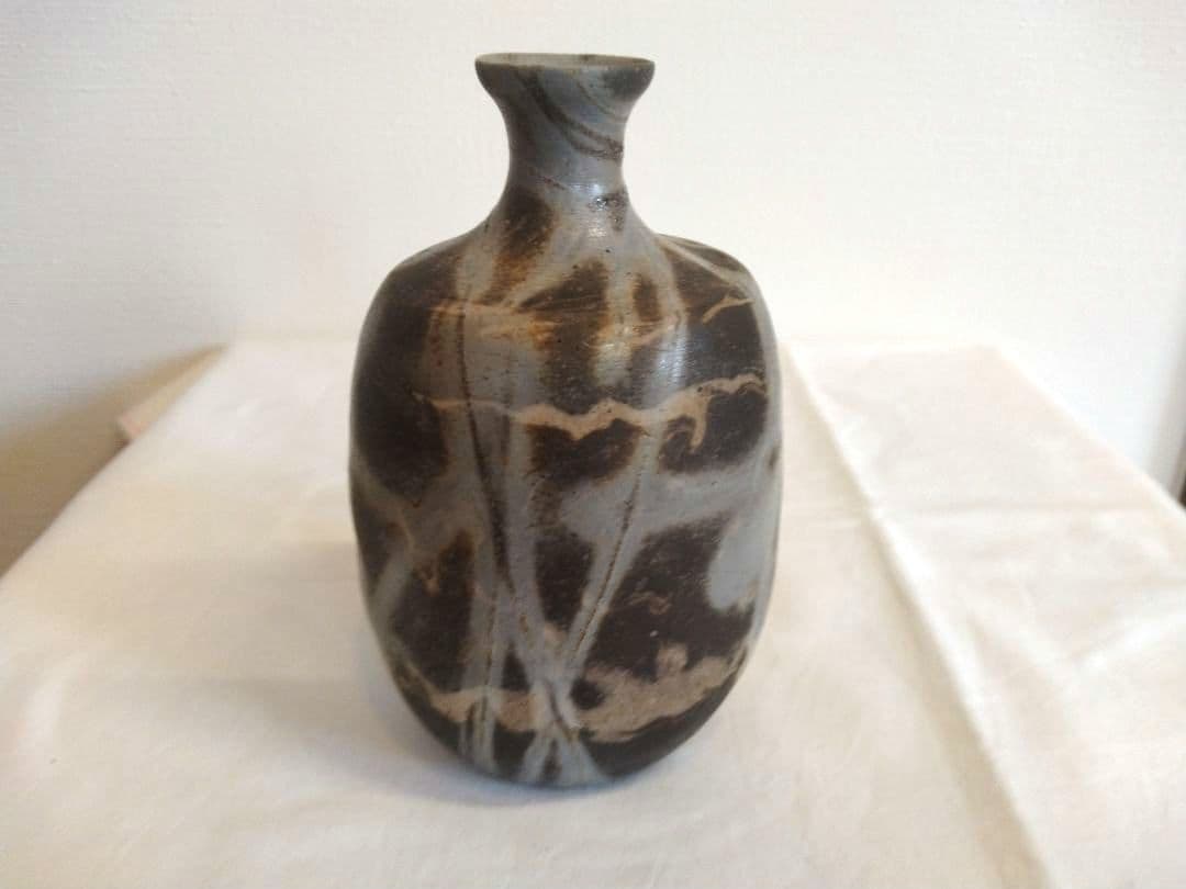 備前焼 若宮窯太田富夫（伝統工芸士）作 練り込み青備前陶 徳利とぐい呑み