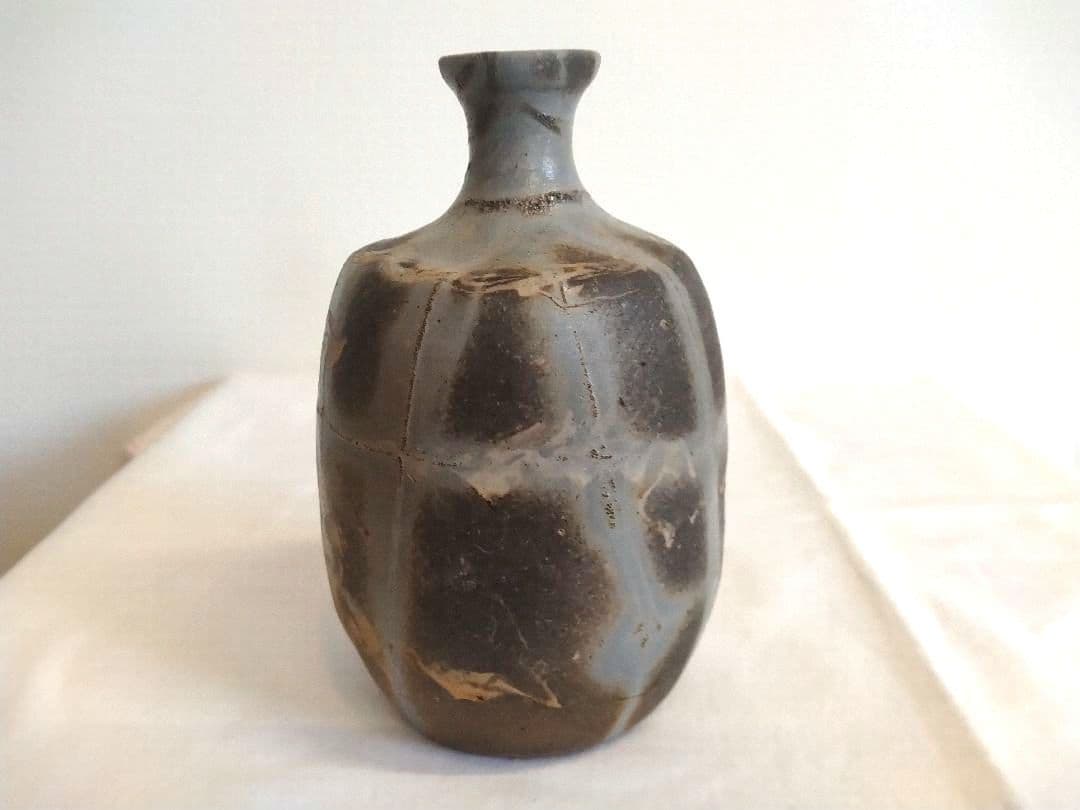 備前焼 若宮窯太田富夫（伝統工芸士）作 練り込み青備前陶 徳利とぐい呑み