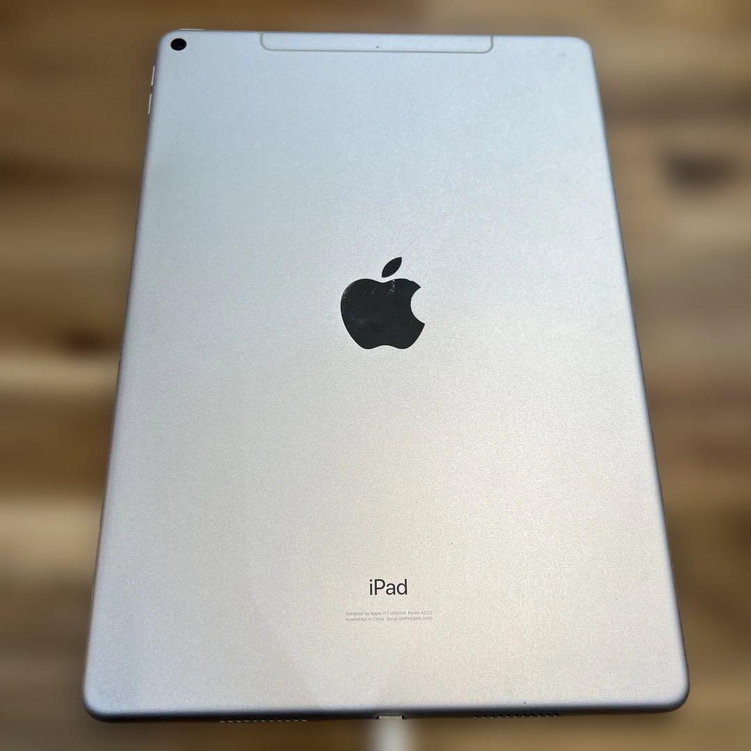 M836 SIMフリー　ipad Air 第三世代　64GB