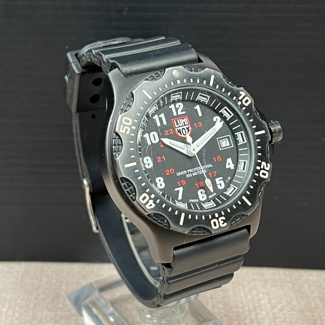 55 LUMINOX ルミノックス 8400シリーズ 防水機能 200M 腕時計