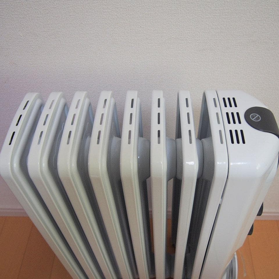 デロンギ アミカルド オイルヒーター RHJ35M0812