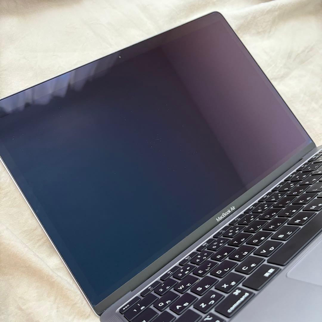 2020年製のMacBook Air 13インチモデル（Intel版）