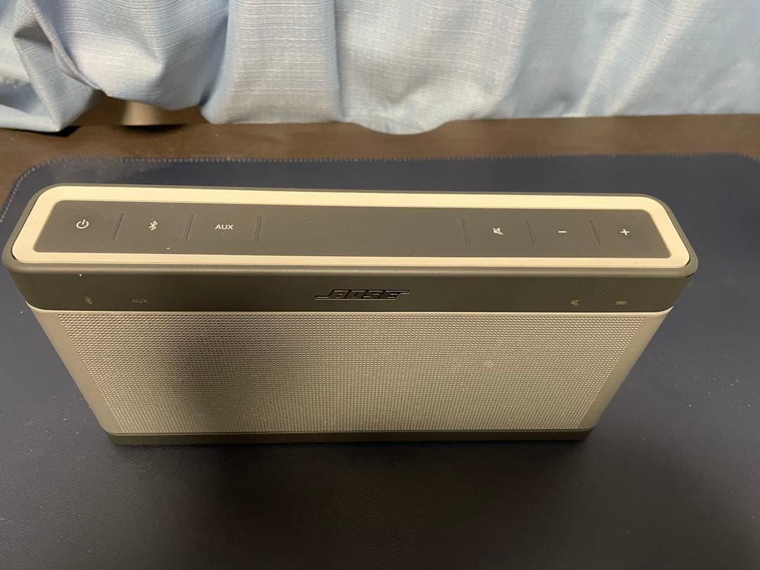 スピーカー・ウーファー BOSE SoundLink speaker III