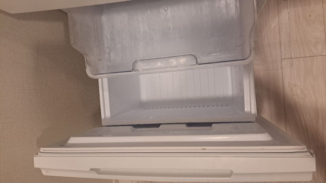 SHARP 冷凍冷蔵庫 SJ-D15G-W ホワイト