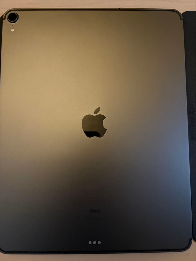 美品キーボード付12.9 iPad Pro 第三世代 256cellular