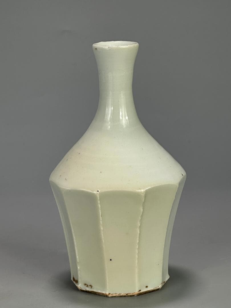 日本美術　古伊万里　白磁　面取徳利　李朝風　時代花瓶　美品　朝鮮半島古美術