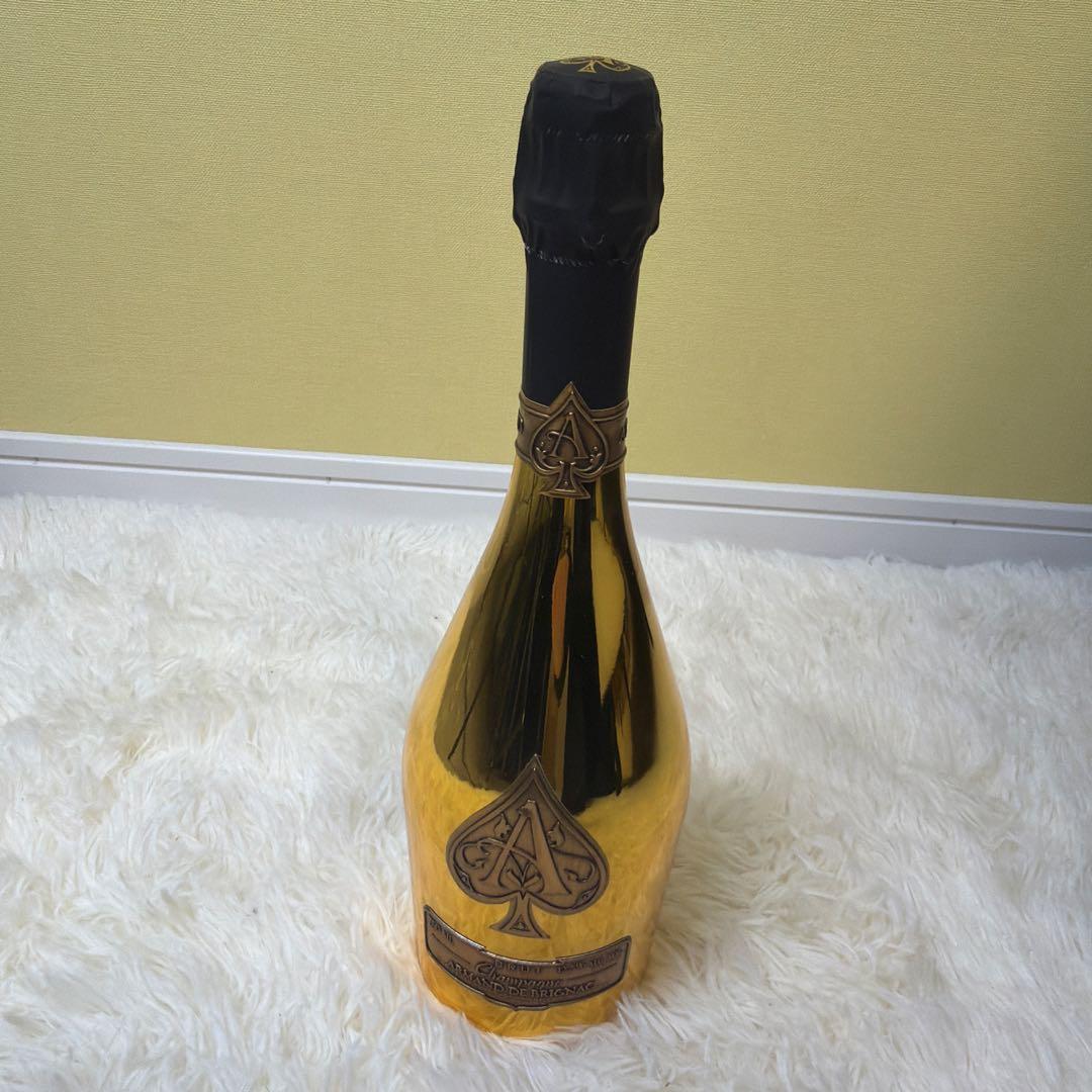 【美品】【未開封】アルマンドゴールドシャンパン 750ml 専用ケース付き