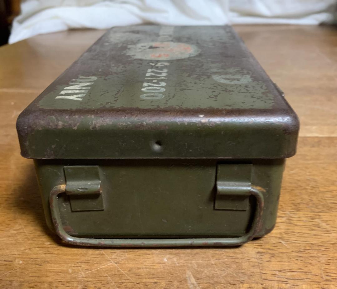 希少!! 米軍 実物 ファーストエイドキットケース 現状品!!