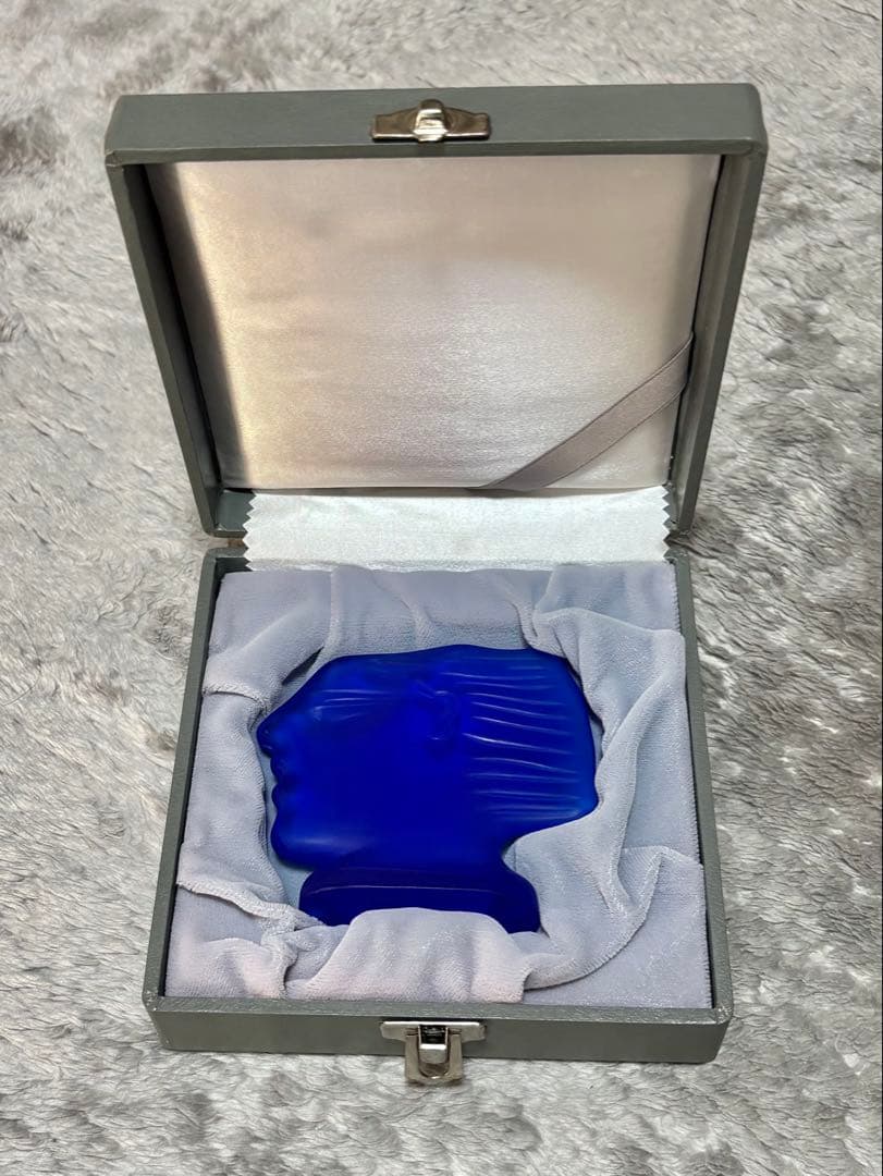 Daum ドーム　フランス製　ガラスの置物　ブルー