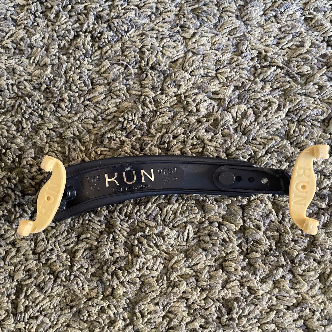 SUZUKI No. 220 1/4 サイズ　 バイオリン本体とハードケース