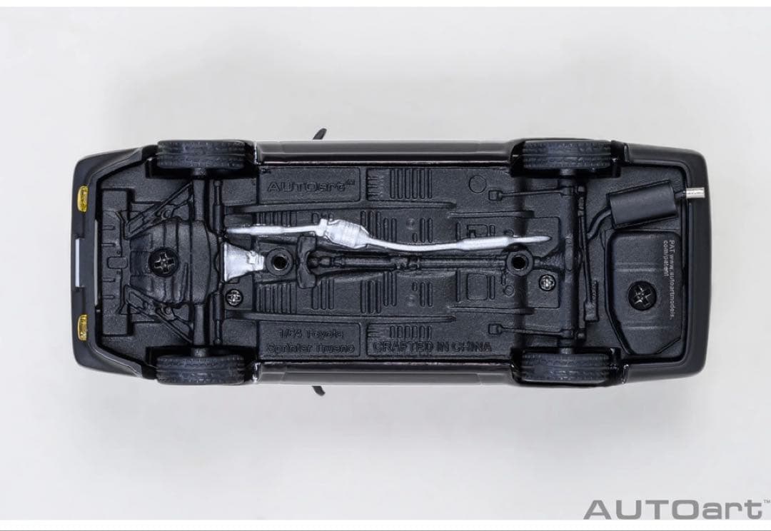 AUTO art頭文字D トレノAE86 1/64　豆腐パーツ付属