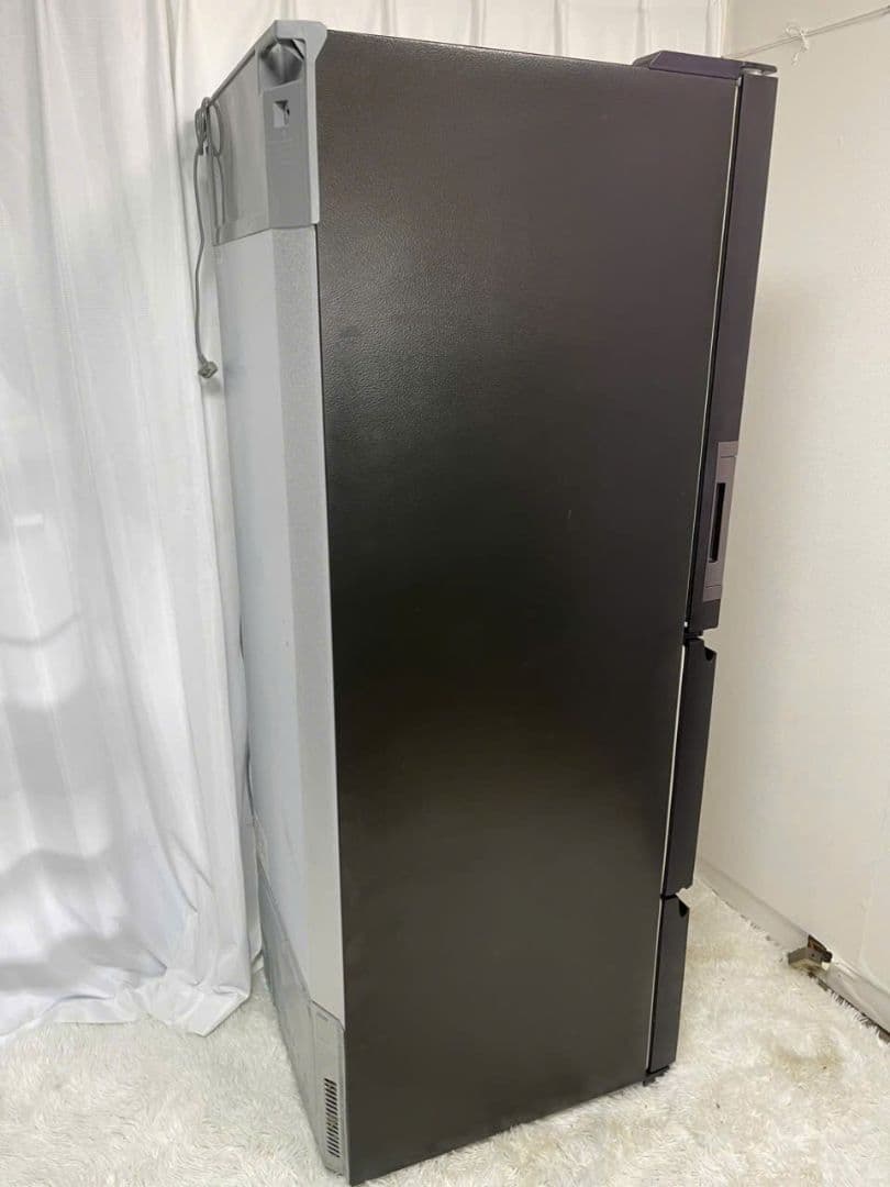 配送無料 美品 SHARP 冷蔵庫SJ-GW35G-R　2021年製