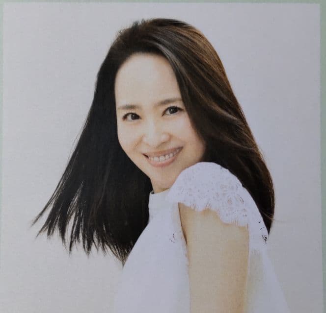 松田聖子さん着用レースブラウス　赤いスイートピー