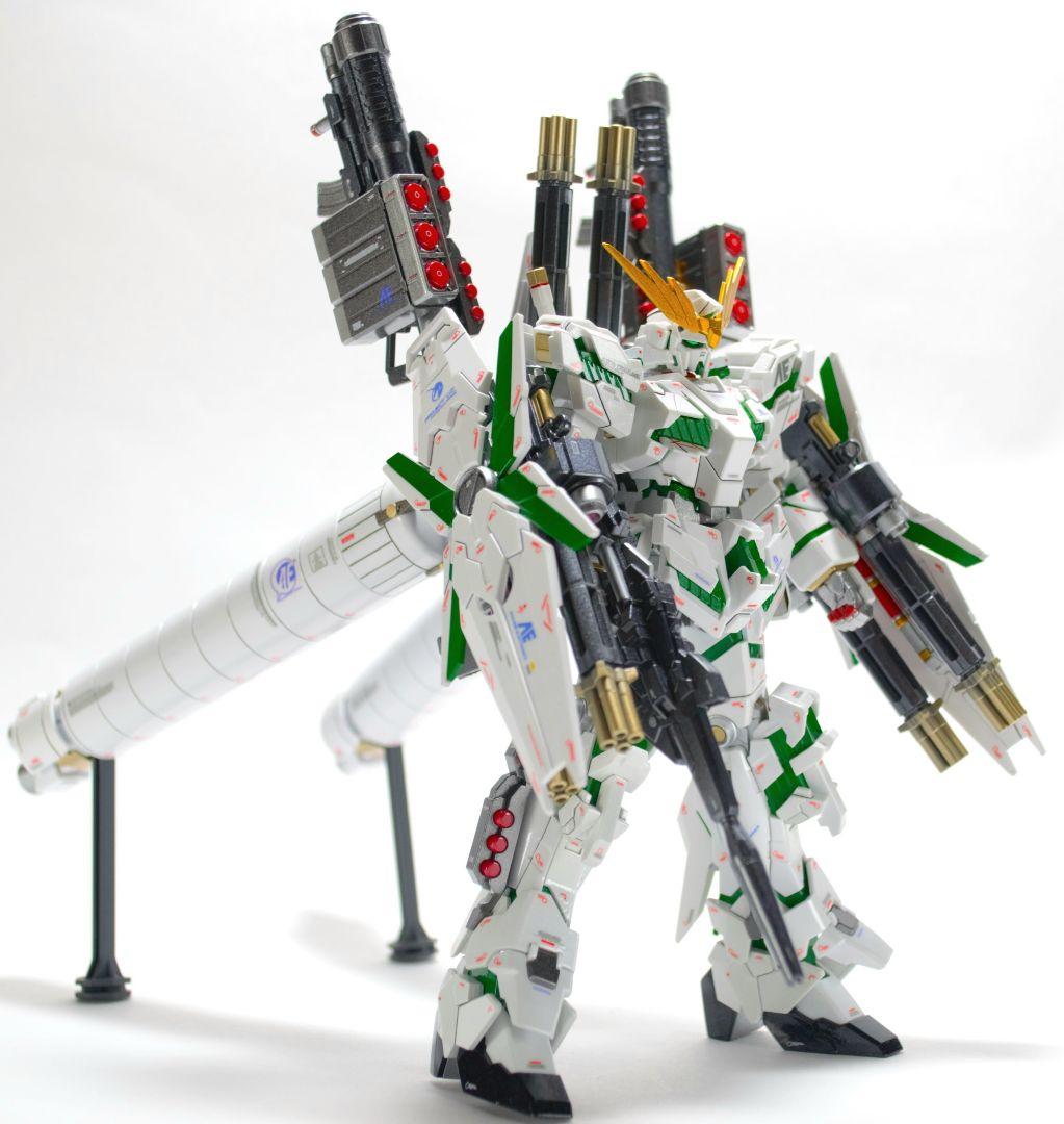 HGUC フルアーマーユニコーンガンダム 白フェネクス 塗装 完成品 バンダイ