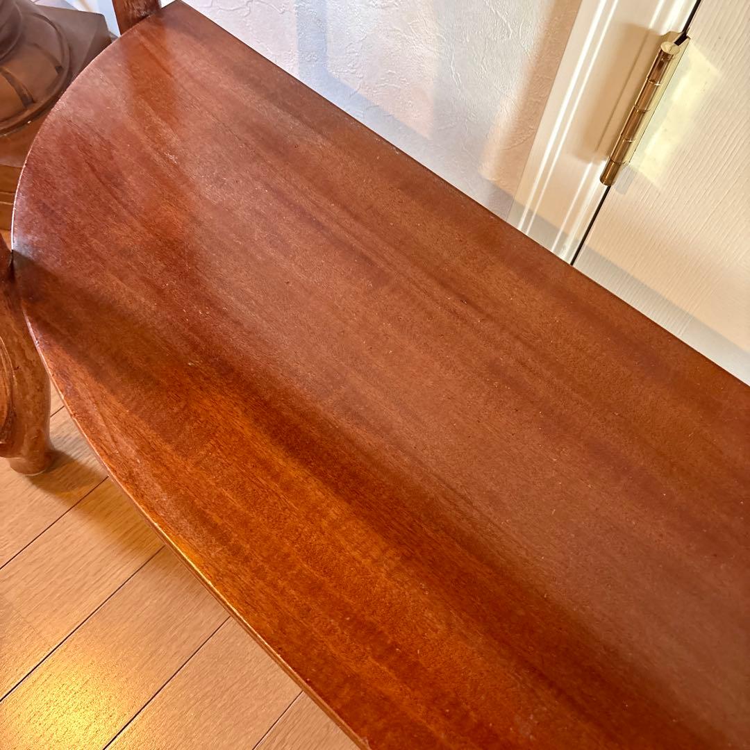 イタリア製 大理石 猫足コンソールテーブル、天使置物、真鍮コンポート、新品レース