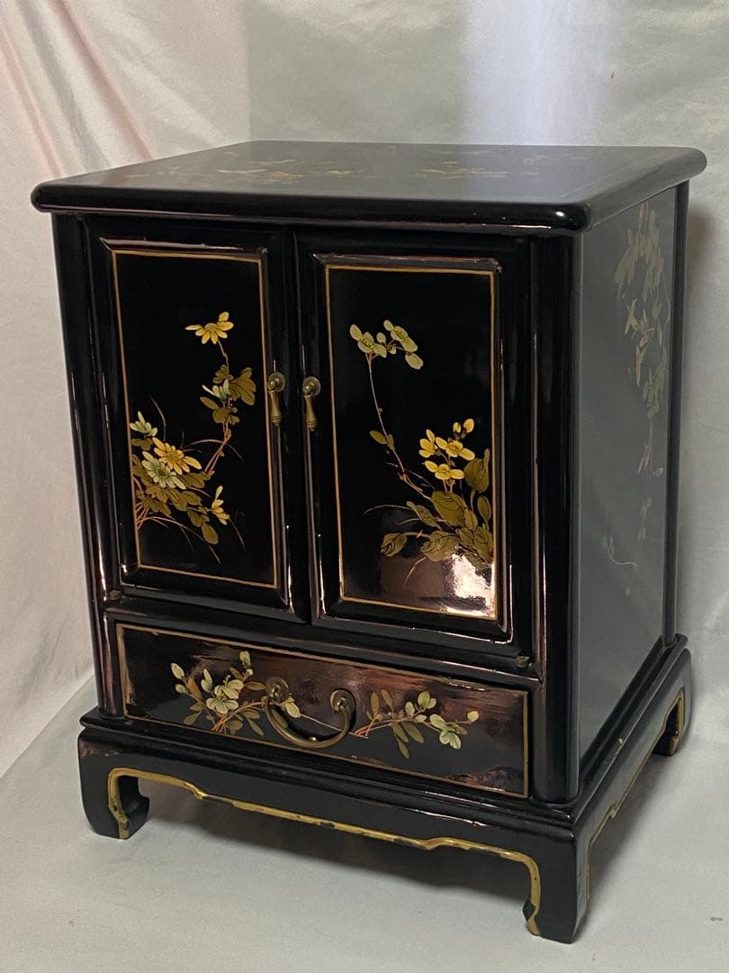 2692❣️ 中国家具 チェスト　花鳥図　引き出し