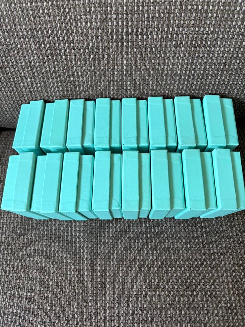 旧型中古品 正方形 空箱　保存袋16セット