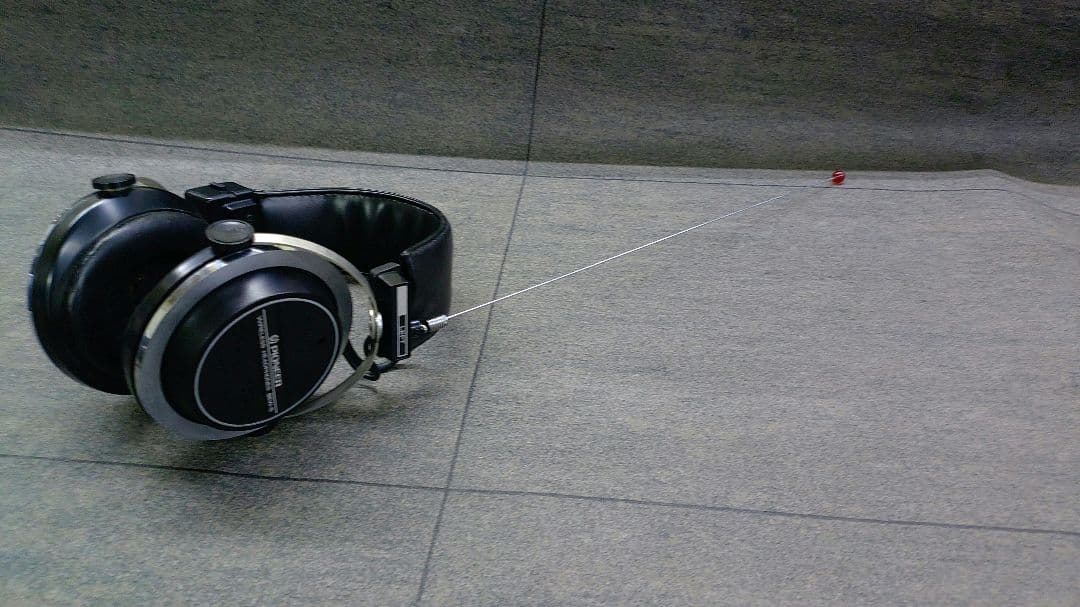 Sew-5 ワイヤレスヘッドフォン & TM-5 ラジオトランスミッター　OD7