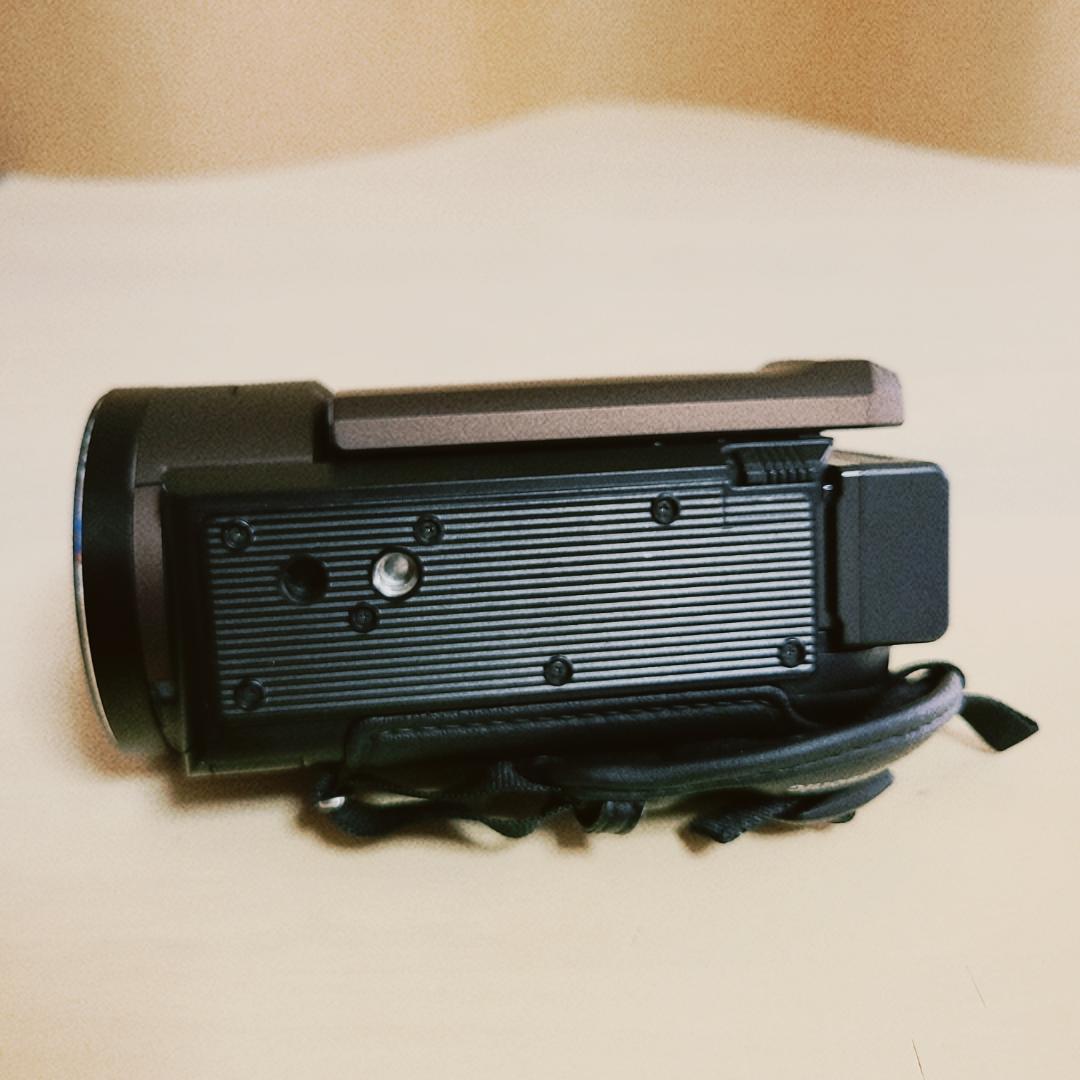 極美品！Panasonic デジタル4K ビデオカメラ HC-VX1M