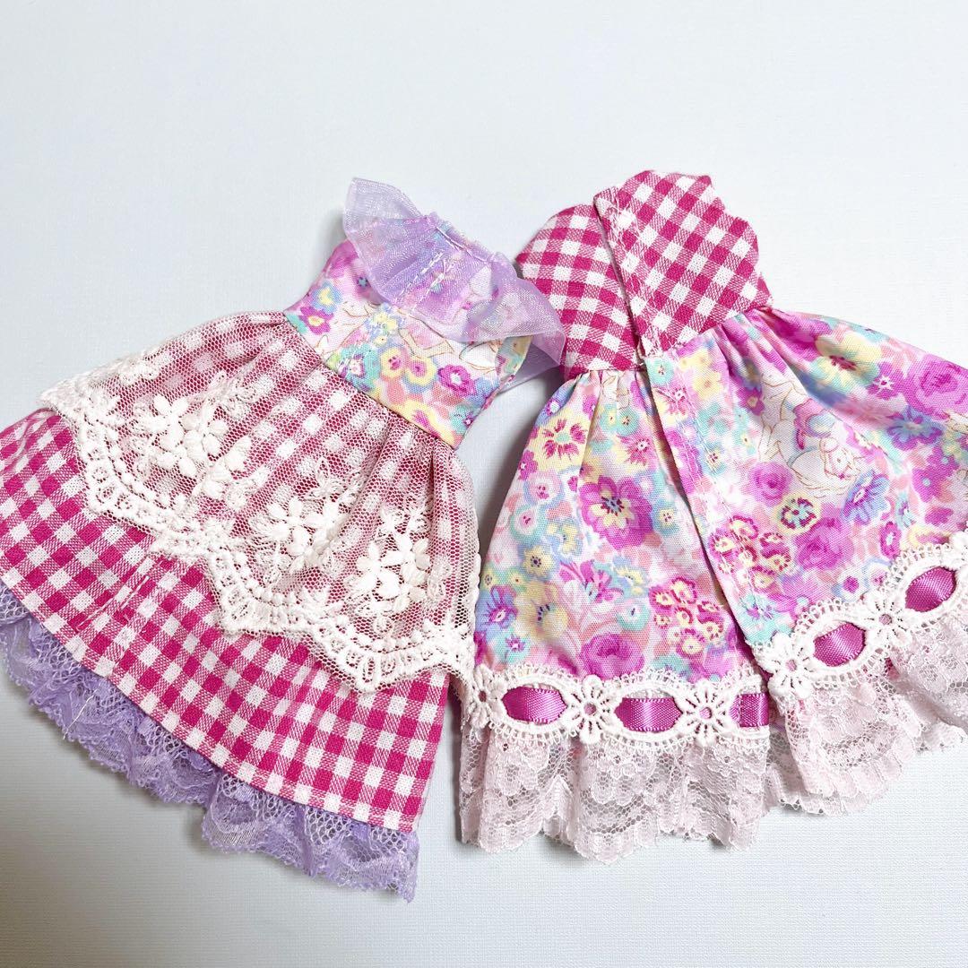 専用です。ドール服ハンドメイドワンピース&ピアスNo.2204・2205
