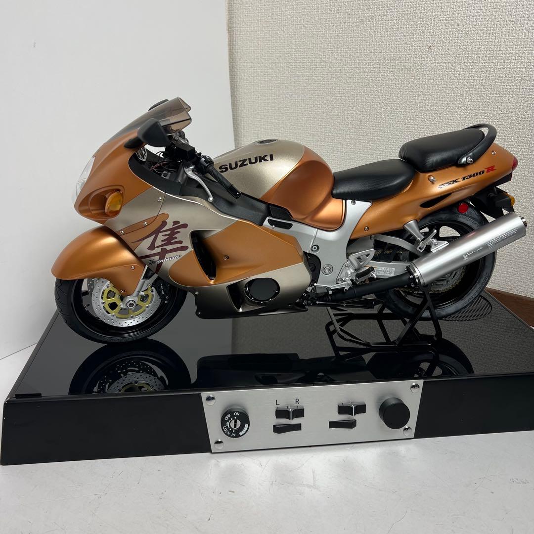 【組立完成品】隼GSX1300R デアゴスティーニ　ハヤブサ　ケース付き