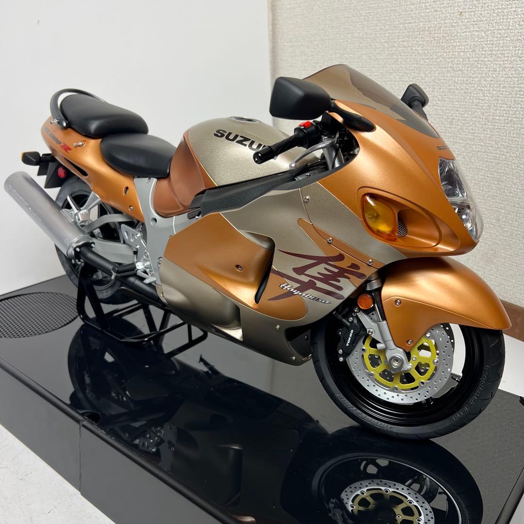【組立完成品】隼GSX1300R デアゴスティーニ　ハヤブサ　ケース付き