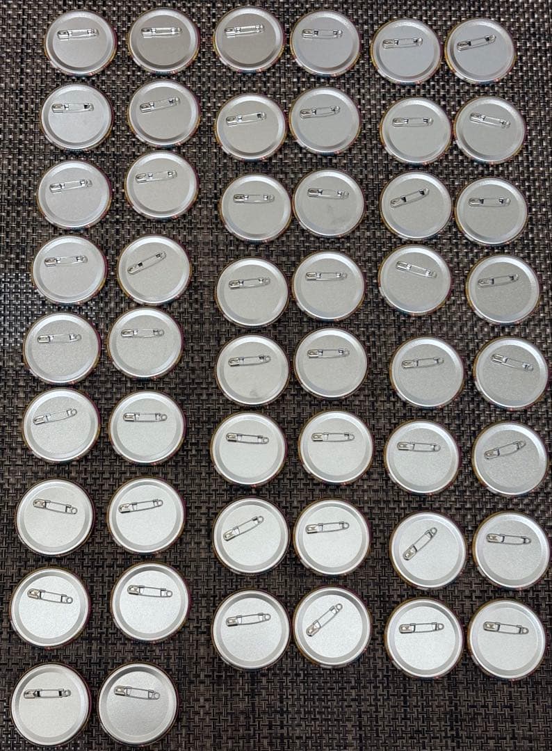 桜遥 VASARA 着物 WIND BREAKER ウィンブレ 缶バッジ