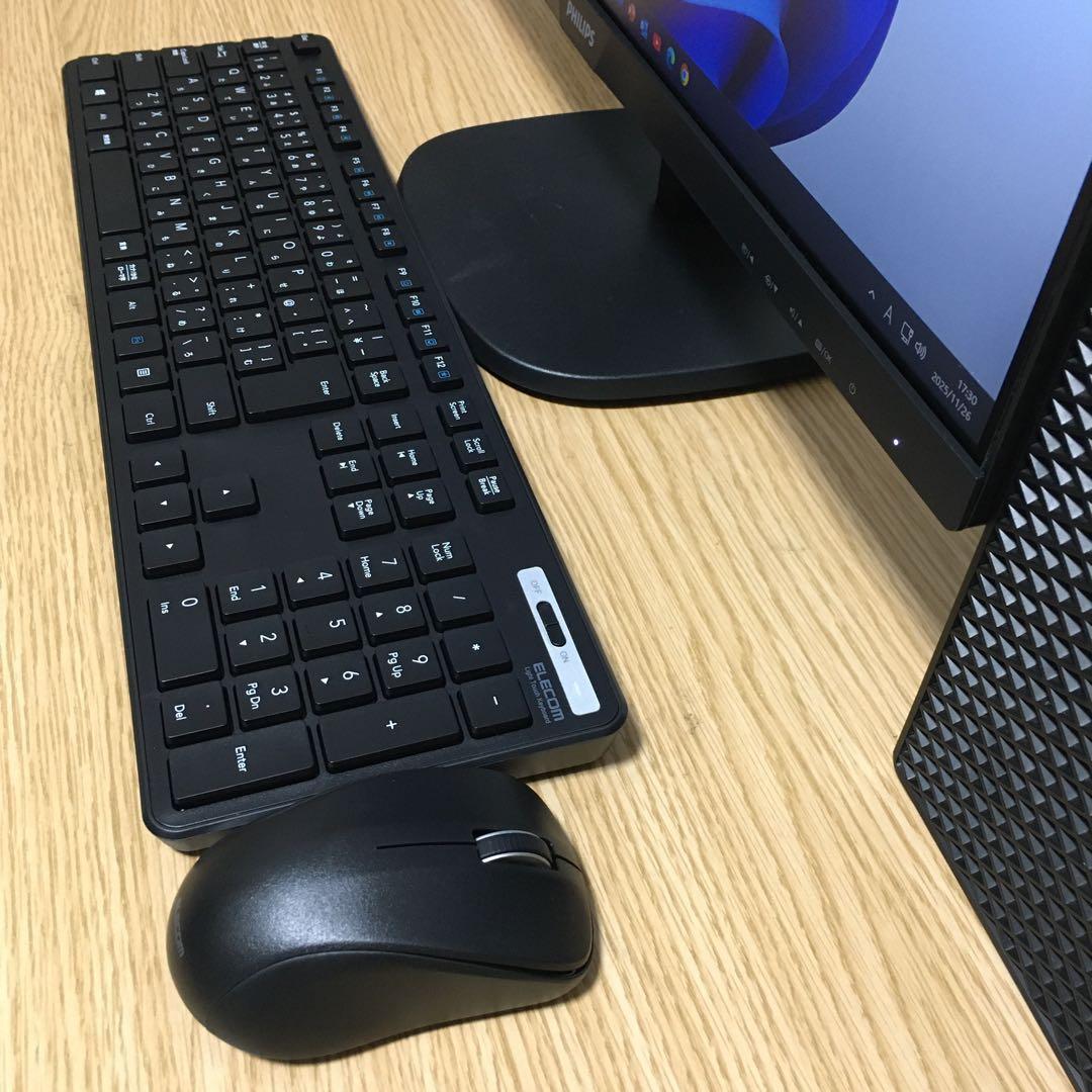 DELL Win11 強力i5 8Gメモリ 快適SSD+HDD 23.8'モニタ